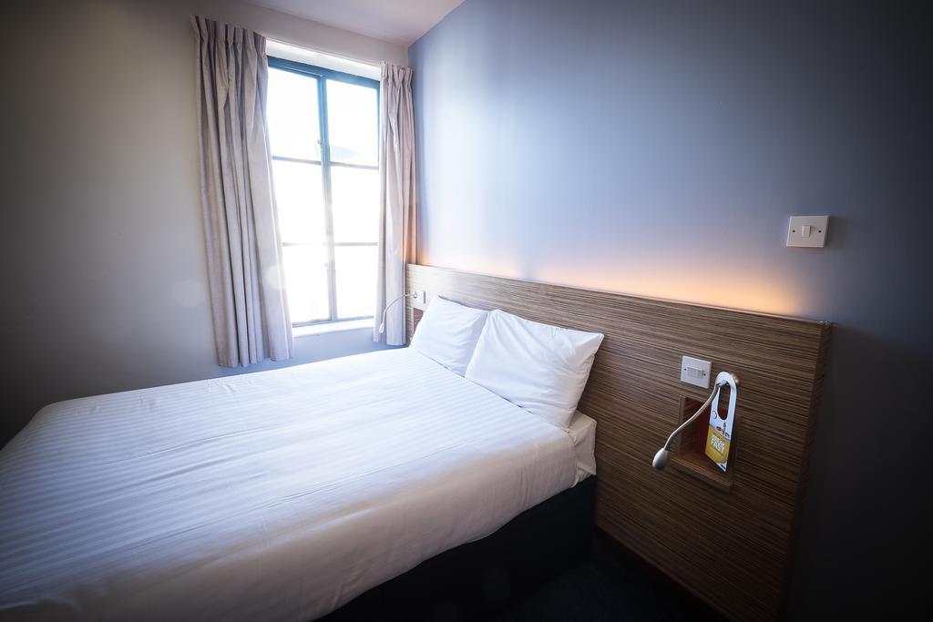 Travelodge Derry Kültér fotó