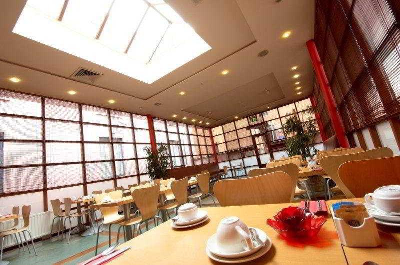 Travelodge Derry Kültér fotó